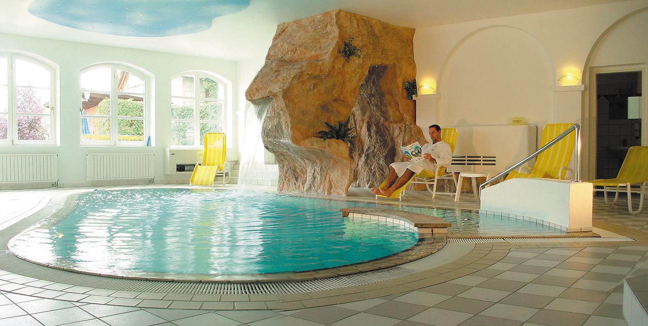 Genussgasthof & Hotel Beim Krutzler Heiligenbrunn Exterior foto